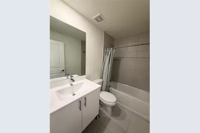 4470 NW 83rd Ave, Doral, FL 33166 - Photo 18