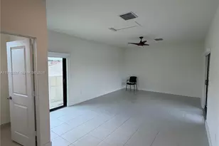 4470 NW 83rd Ave, Doral, FL 33166 - Photo 30