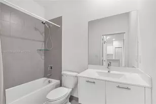 8005 NW 104th Ave, Doral, FL 33178 - Photo 12