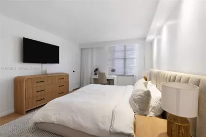 5161 Collins Ave #410, Miami Beach, FL 33140 - Photo 4