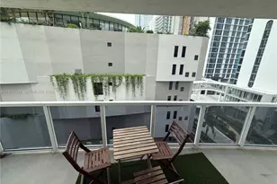 601 NE 23rd St, Miami, FL 33137 - Photo 2