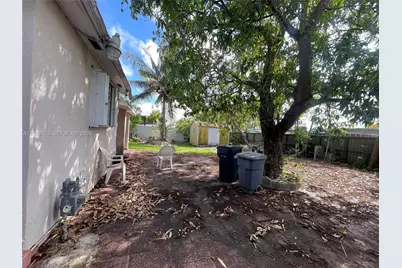 20120 SW 117th Ct, Miami, FL 33177 - Photo 2