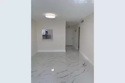 4298 NW South Tamiami Canal Dr #5, Miami, FL 33126 - Photo 4