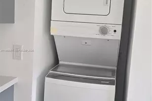 9610 Johnson St, Pembroke Pines, FL 33024 - Photo 4