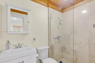 105 2nd Ln, Key Largo, FL 33037 - Photo 16