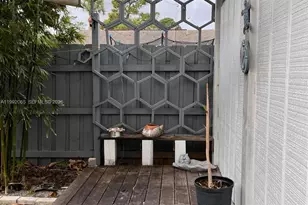 1125 SW 15th Ave SW, Vero Beach, FL 32962 - Photo 10