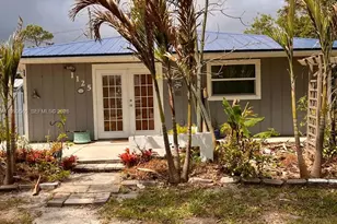 1125 SW 15th Ave SW, Vero Beach, FL 32962 - Photo 1