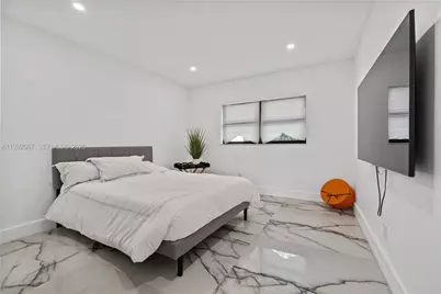 1850 NE 199th St, Miami, FL 33179 - Photo 26