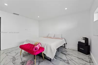 1850 NE 199th St, Miami, FL 33179 - Photo 24
