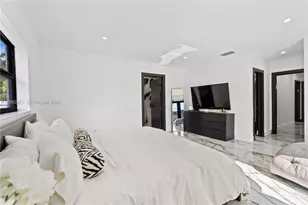 1850 NE 199th St, Miami, FL 33179 - Photo 22