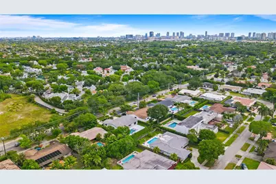 1850 NE 199th St, Miami, FL 33179 - Photo 6
