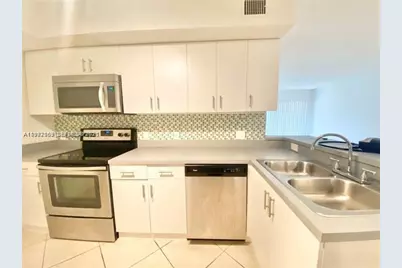 9650 NW 2nd St #4-103, Pembroke Pines, FL 33024 - Photo 2