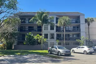 8810 SW 132nd Pl, Miami, FL 33186 - Photo 2