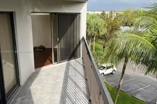 8810 SW 132nd Pl, Miami, FL 33186 - Photo 32