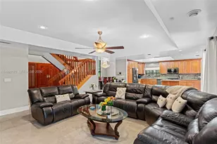 16214 NW 82nd Pl, Miami Lakes, FL 33016 - Photo 8