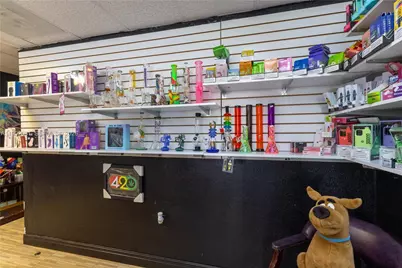 308 NE 8th St, Homestead, FL 33030 - Photo 4