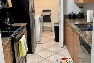 19555 E Country Club Dr, Aventura, FL 33180 - Photo 20