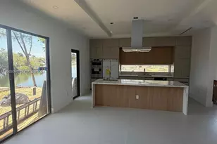 201 NW 14th Way, Dania Beach, FL 33004 - Photo 2