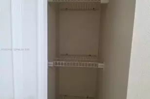 8100 Geneva Ct, Doral, FL 33166 - Photo 34