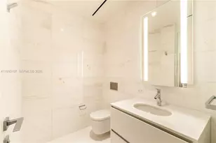 300 Biscayne Blvd Way, Miami, FL 33131 - Photo 10