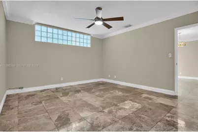 5401 Collins Ave #1514, Miami Beach, FL 33140 - Photo 30