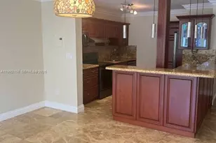 5401 Collins Ave, Miami Beach, FL 33140 - Photo 32