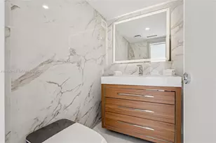 5660 Collins Ave, Miami Beach, FL 33140 - Photo 20