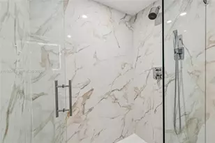 5660 Collins Ave, Miami Beach, FL 33140 - Photo 26