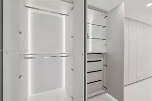 5660 Collins Ave, Miami Beach, FL 33140 - Photo 22