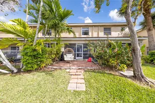 12158 SW 5th Ct, Pembroke Pines, FL 33025 - Photo 30