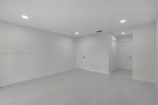 803 NW 133rd Ct, Miami, FL 33182 - Photo 20