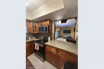 6755 Crooked Palm Ter, Miami Lakes, FL 33014 - Photo 2