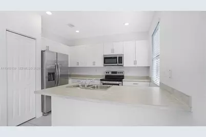 2676 SE 12th St #2676, Homestead, FL 33035 - Photo 8