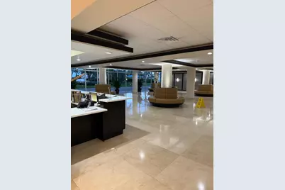 5005 Collins Ave #1525, Miami Beach, FL 33140 - Photo 2