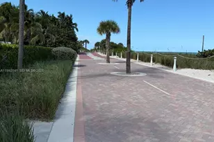 5005 Collins Ave, Miami Beach, FL 33140 - Photo 26