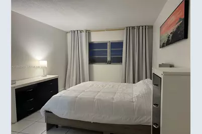 2200 E Hallandale Beach Blvd #605, Hallandale Beach, FL 33009 - Photo 8