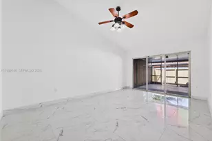 10351 Juniper Ct, Pembroke Pines, FL 33026 - Photo 16