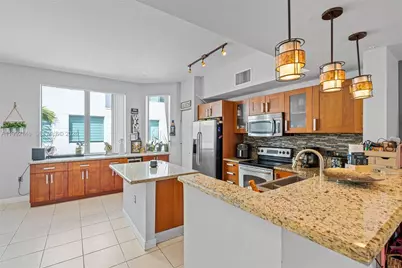 2134 Van Buren St #306, Hollywood, FL 33020 - Photo 6