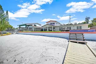 18400 NW 78th Ave, Hialeah, FL 33015 - Photo 10