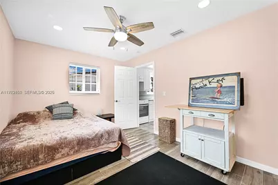 18400 NW 78th Ave, Hialeah, FL 33015 - Photo 34