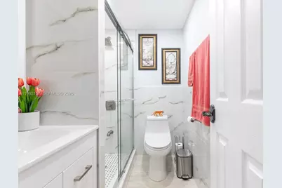 1261 W 43rd Pl, Hialeah, FL 33012 - Photo 38
