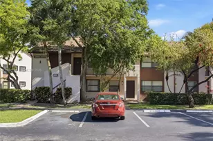 9994 Nob Hill Ct, Sunrise, FL 33351 - Photo 4