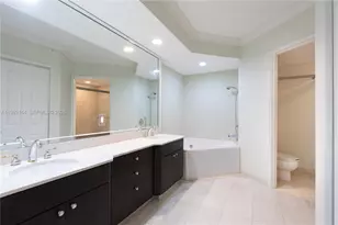 3370 NE 190th St, Aventura, FL 33180 - Photo 8