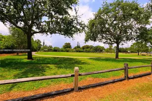 4946 Serafica Dr, Lake Worth, FL 33461 - Photo 8