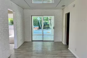 2031 NW 32nd St, Oakland Park, FL 33309 - Photo 4