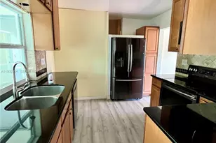 2031 NW 32nd St, Oakland Park, FL 33309 - Photo 6