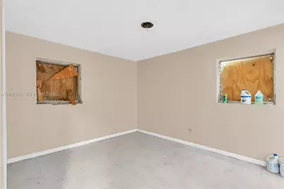 5020 NW 182nd St, Miami Gardens, FL 33055 - Photo 18