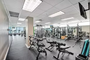 7928 East Dr, North Bay Village, FL 33141 - Photo 34