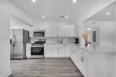 181 NE 121st St, North Miami, FL 33161 - Photo 10