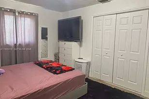673 W 30th St, Hialeah, FL 33012 - Photo 18
